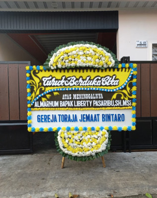 Papan Bunga Duka di Oesapa Selatan